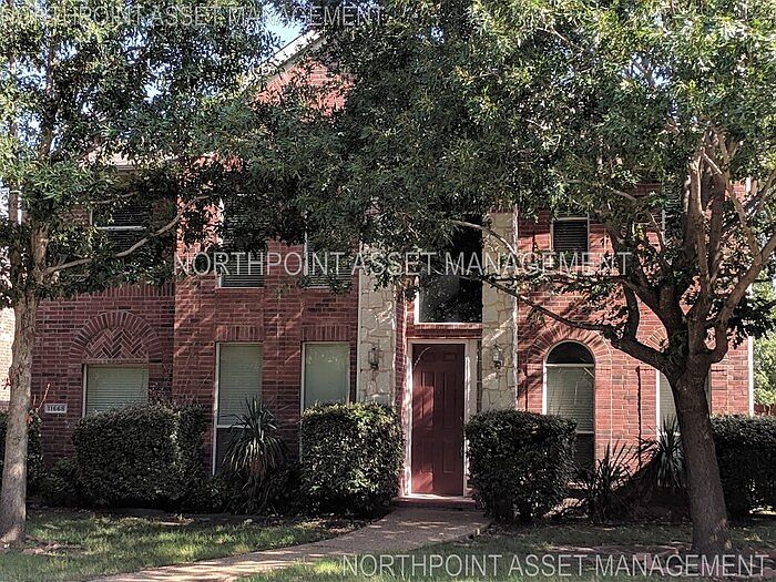 1st image of 11668 La Grange Dr