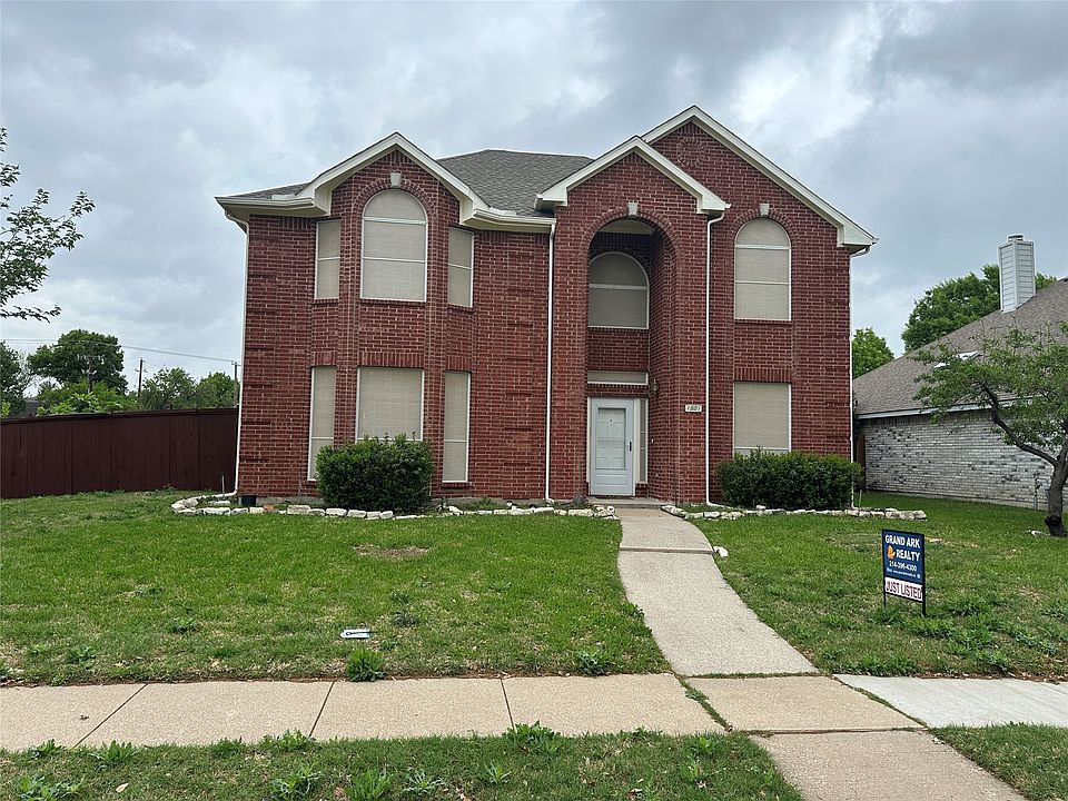 1st image of 1901 Walters Dr