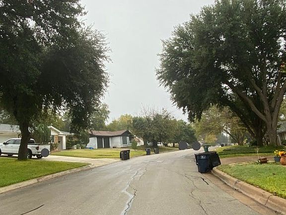 5th image of 2900 Santa Fe Trl