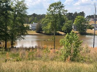 22 King Cir, Greenwood, SC 29649