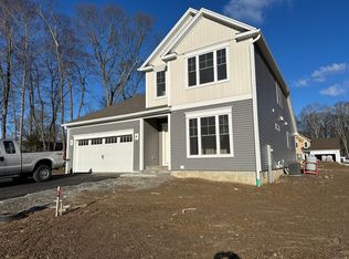 11 Legacy Ln, Monroe, CT 06468