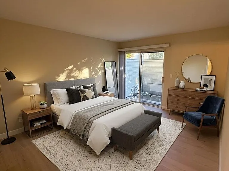 15766 Midwood Dr #4 — Photo 34