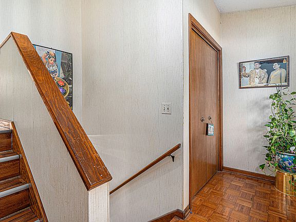 2nd image of 1341 Bent Tree Ct