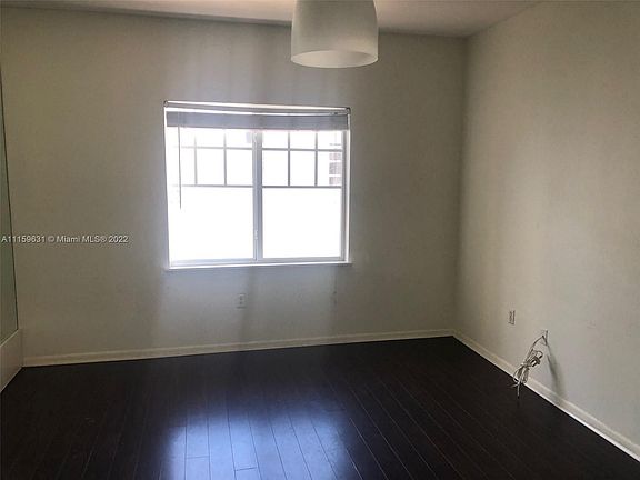 3rd image of 750 Pennsylvania Ave APT 9