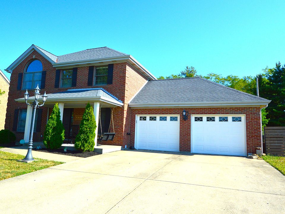 1st image of 116 Carriage Park Dr