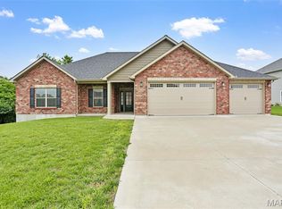 110 Cedar Berry Dr, Washington, MO 63090