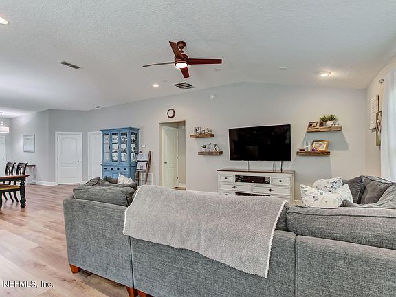 4th image of 395 Tortuga Bay Dr