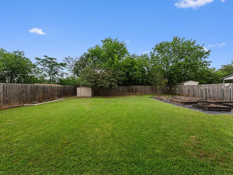 7327 Pusch Ridge Loop — Photo 24