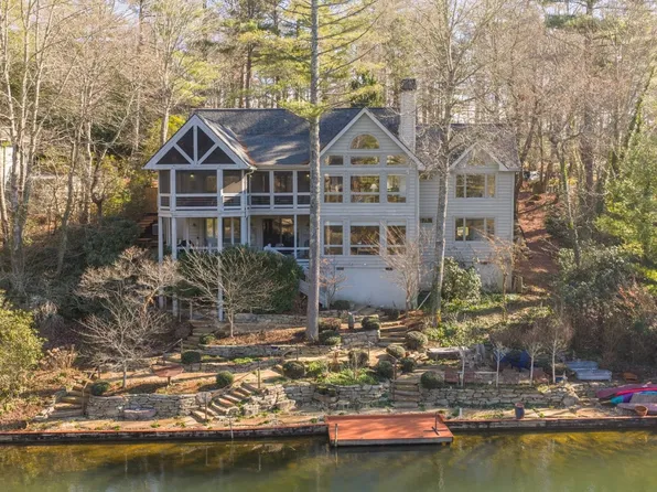 100 The Pinnacle Drive, Sapphire, NC 28774