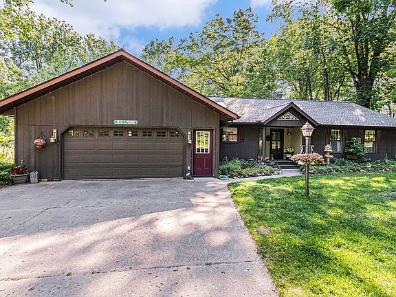 2nd image of 353 Wood Hills Dr