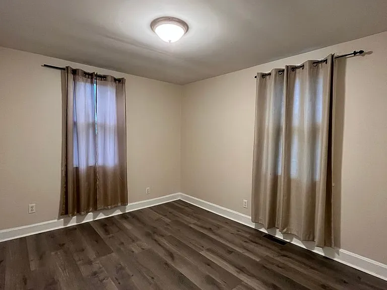 545 Stevenson St — Photo 11