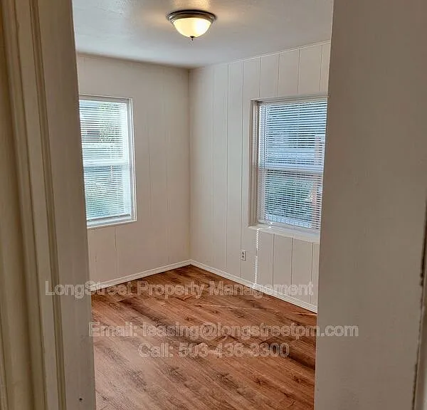 628 NW 19th St — Photo 9