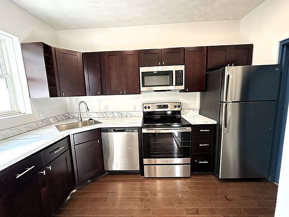 3rd image of 362 S Negley Ave APT 1