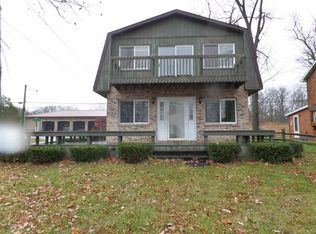 4129 Woodland Ave, Manitou Beach, MI 49253