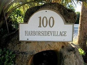 1st image of 100 Palm Harbor Pkwy APT 4