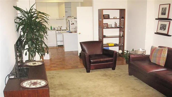 Rented by Fenwick Keats Real Estate | media 8