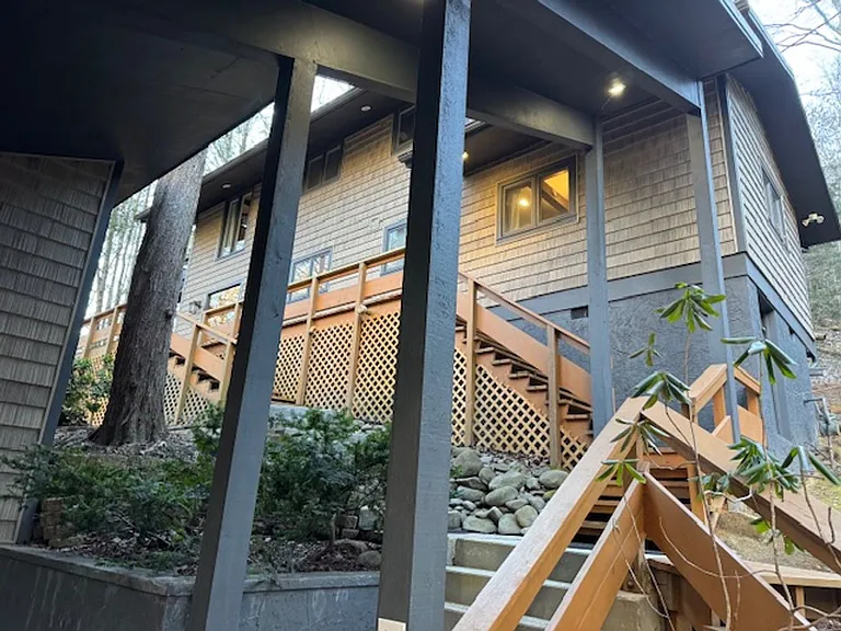 247 Bruce Rd — Photo 3