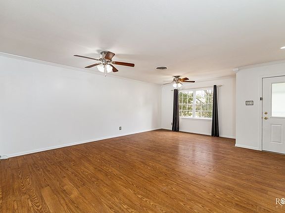 5th image of 2709 Oxford Ave