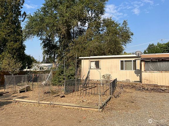 5th image of 2223 NW Alan Ave