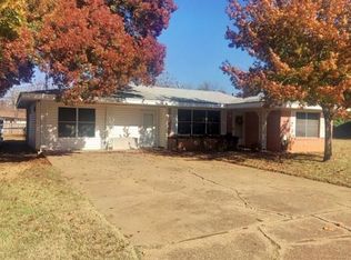 1313 Rodgers Dr, Graham, TX 76450