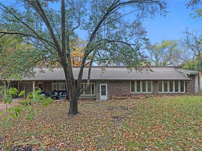 5880 Clare Rd, Shawnee, KS, 66226