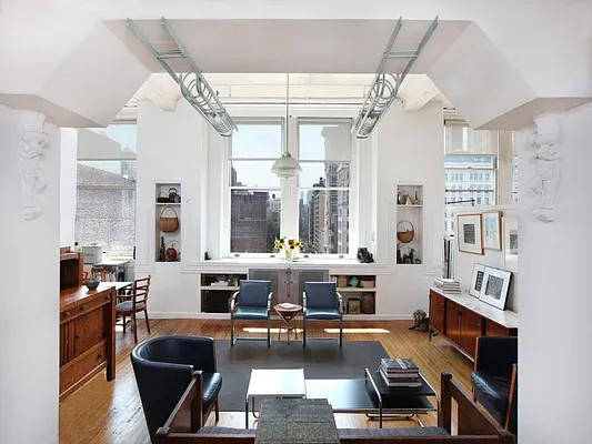 Sold by Sotheby's International Realty | media 1