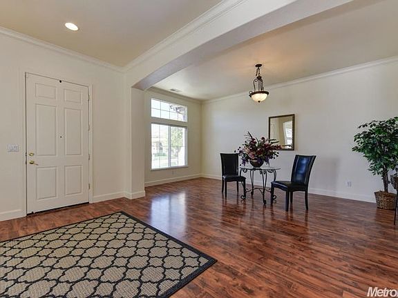 3rd image of 10305 Braga Ct