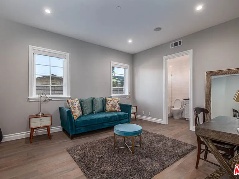 5054 Haskell Ave — Photo 18