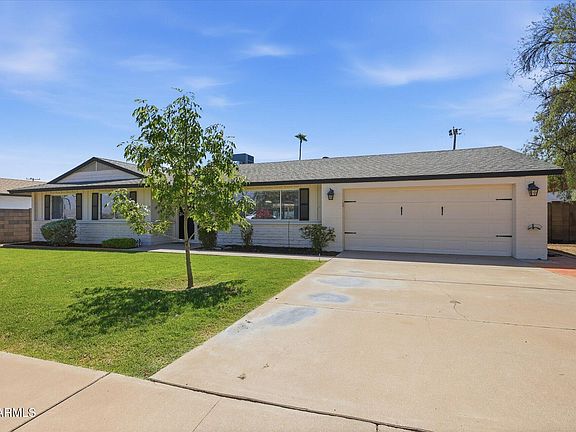 4th image of 3115 E YUCCA Street
