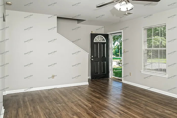 459 Patchen Dr — Photo 6