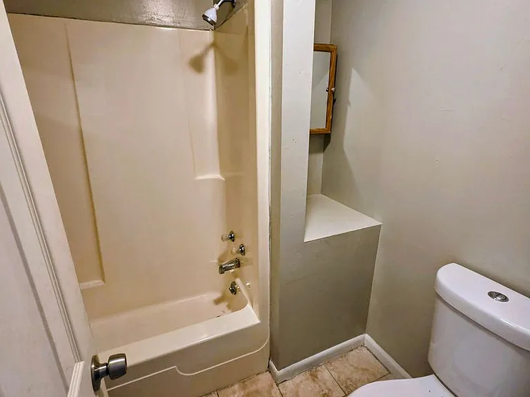 144 Front St — Photo 9