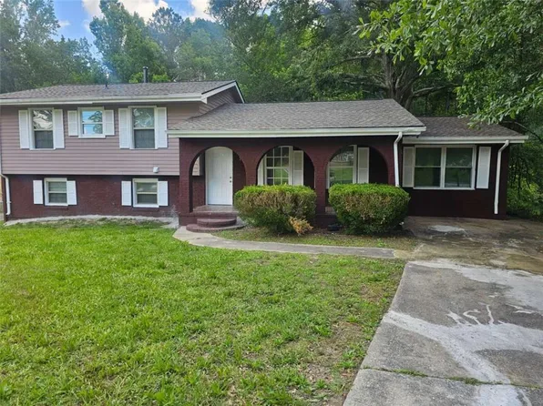 2670 Foxlair Trl S, Atlanta, GA 30349