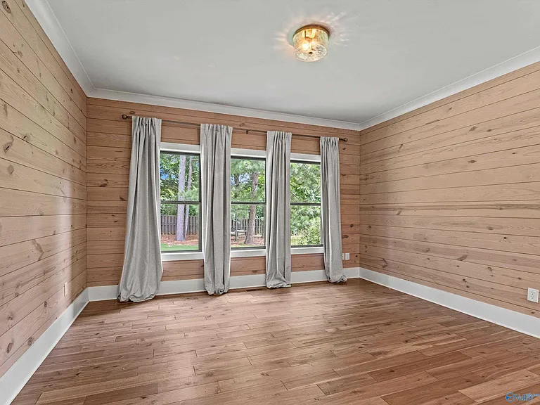 180 Greystone Pass — Photo 16
