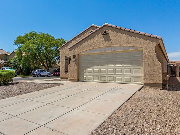 2nd image of 1414 E Maddison Cir