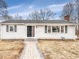 14 Deane St, Maynard, MA 01754