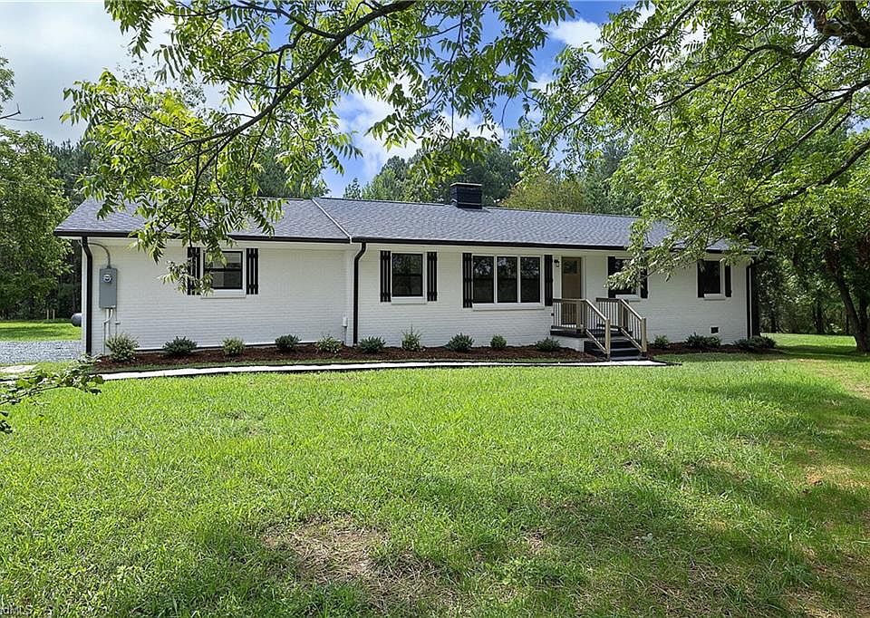 1st image of 7962 Sylvan Rd