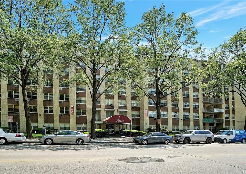 1st image of 11 Park Ave APT 3W