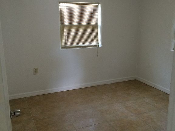3rd image of 1713 E River Cove St