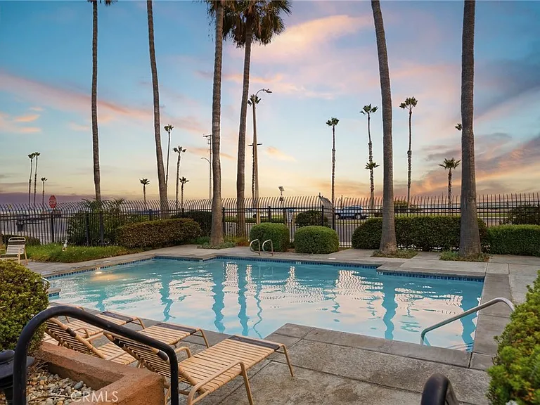 1200 Pacific Coast Hwy #327 — Photo 24
