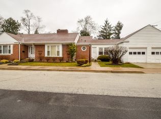 725 Laurel Ave, Des Plaines, IL 60016