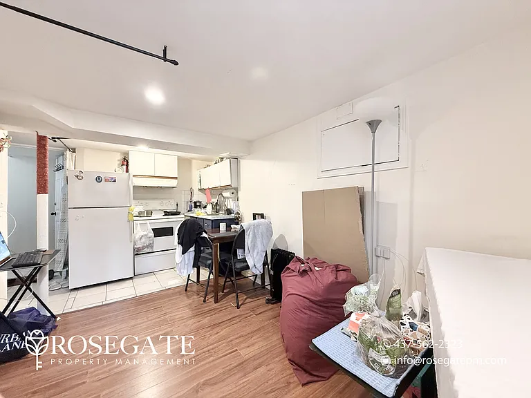7 Westcroft Dr #2 — Photo 3