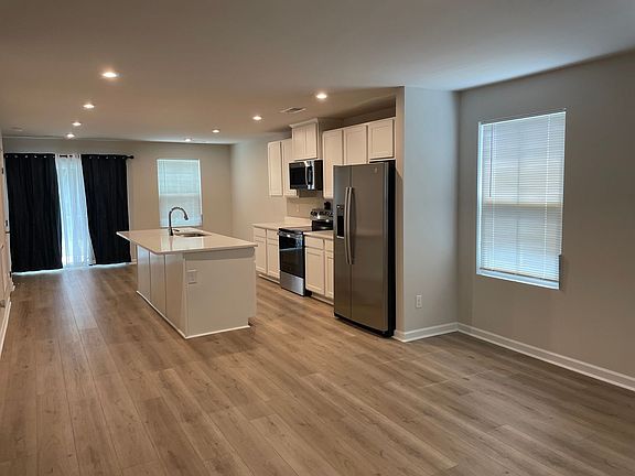 3rd image of 8103 Sterling Oaks Dr NW