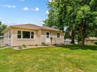 1404 Maxine Ave, Waterloo, IA 50701
