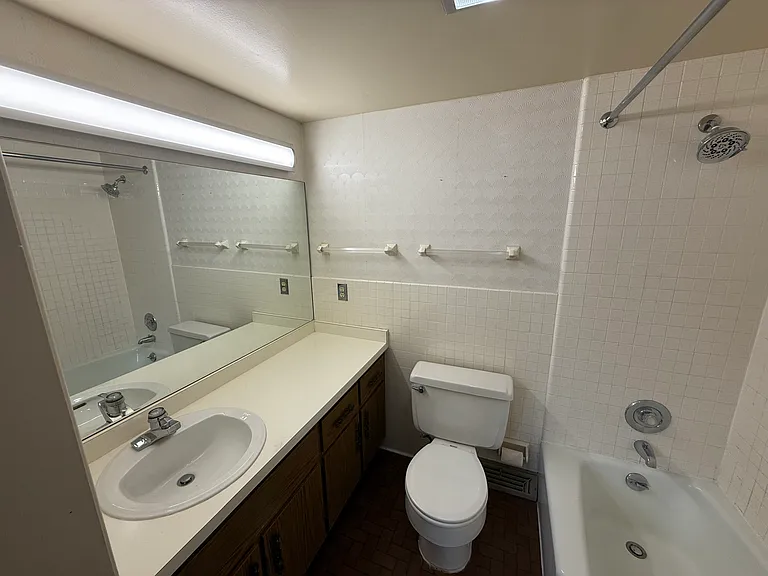 2918 San Rae Dr #11 — Photo 7