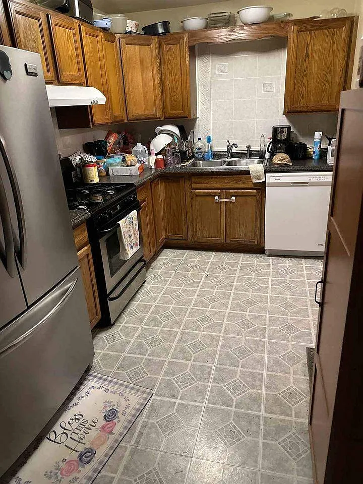 4055 Sexton Dr photo 1