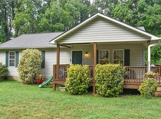 19 Old West Chapel Rd, Asheville, NC 28803