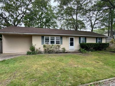 381 Grace St, Holbrook, NY, 11741