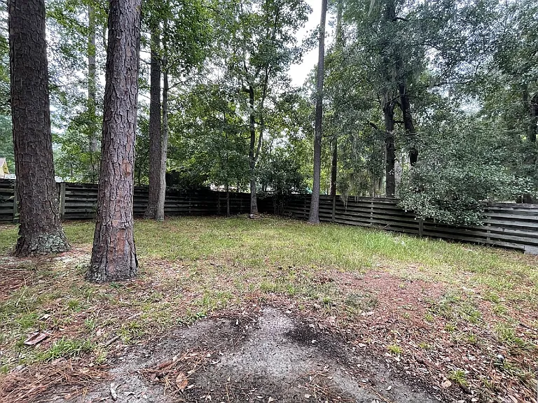 512 Creek View Dr — Photo 14