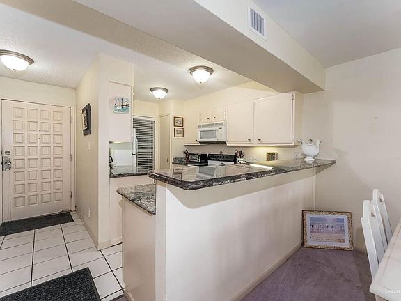 4th image of 3608 Gulf Blvd #A-2