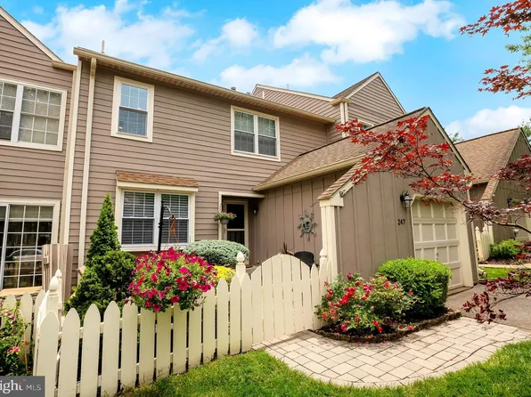 247 Copper Beech Dr, Blue Bell, PA 19422